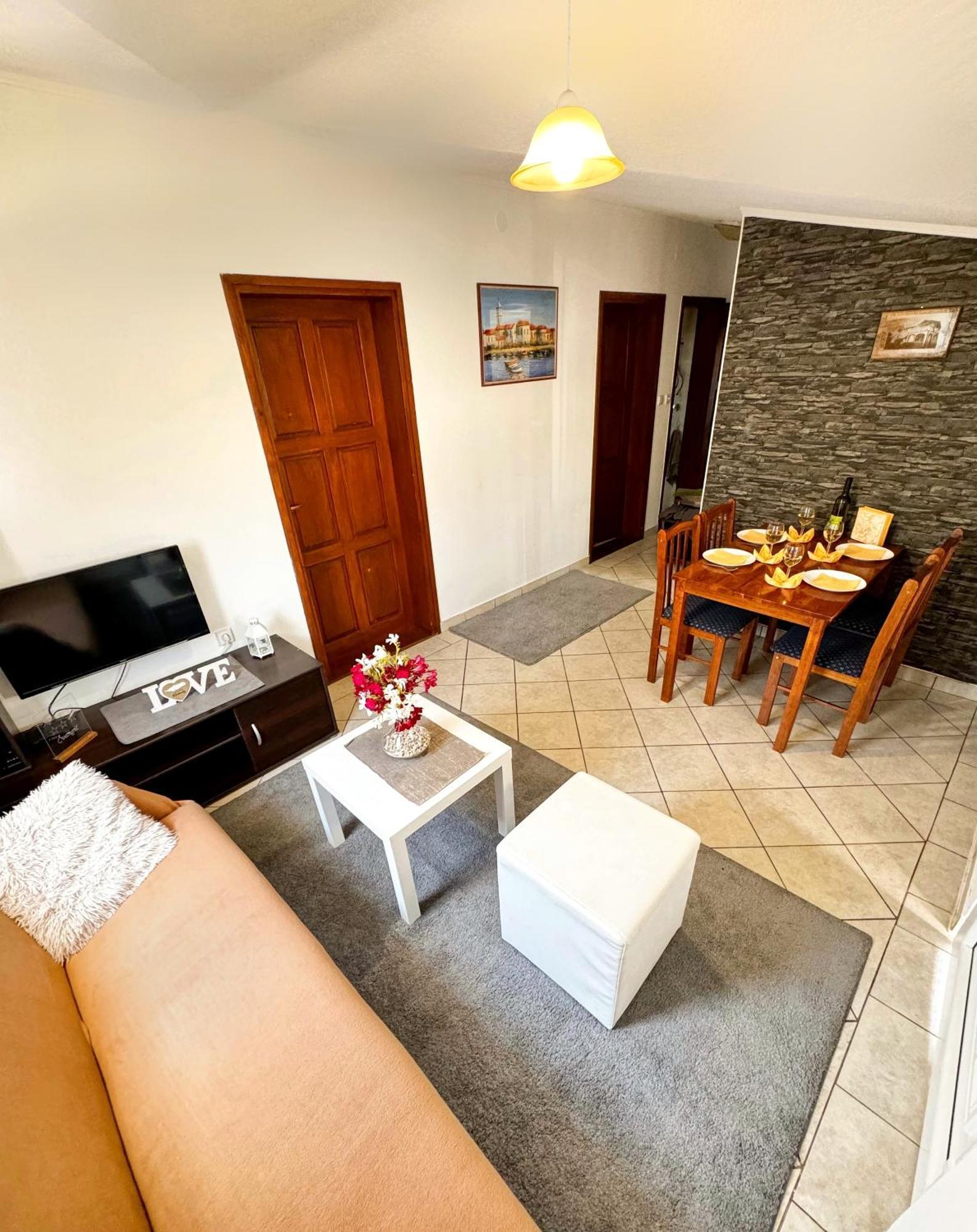 Apartmani Cvangic Вир Екстер'єр фото
